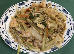 Order Combination Chow Mein food online from Emerald Garden store, Shrewsbury on bringmethat.com
