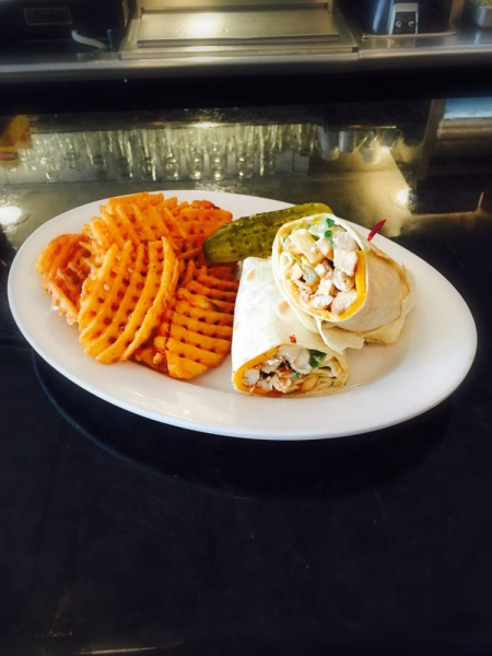 Order Grilled Chicken Wrap food online from Deluxe Diner store, Newark on bringmethat.com