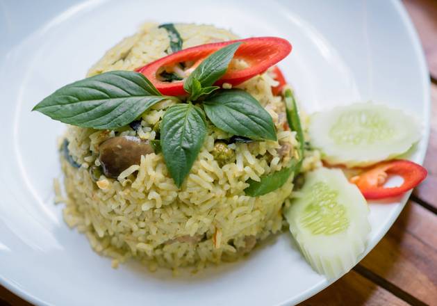 Order GreenCurry Fried Rice food online from Buriram Thai Kitchen store, Newark on bringmethat.com
