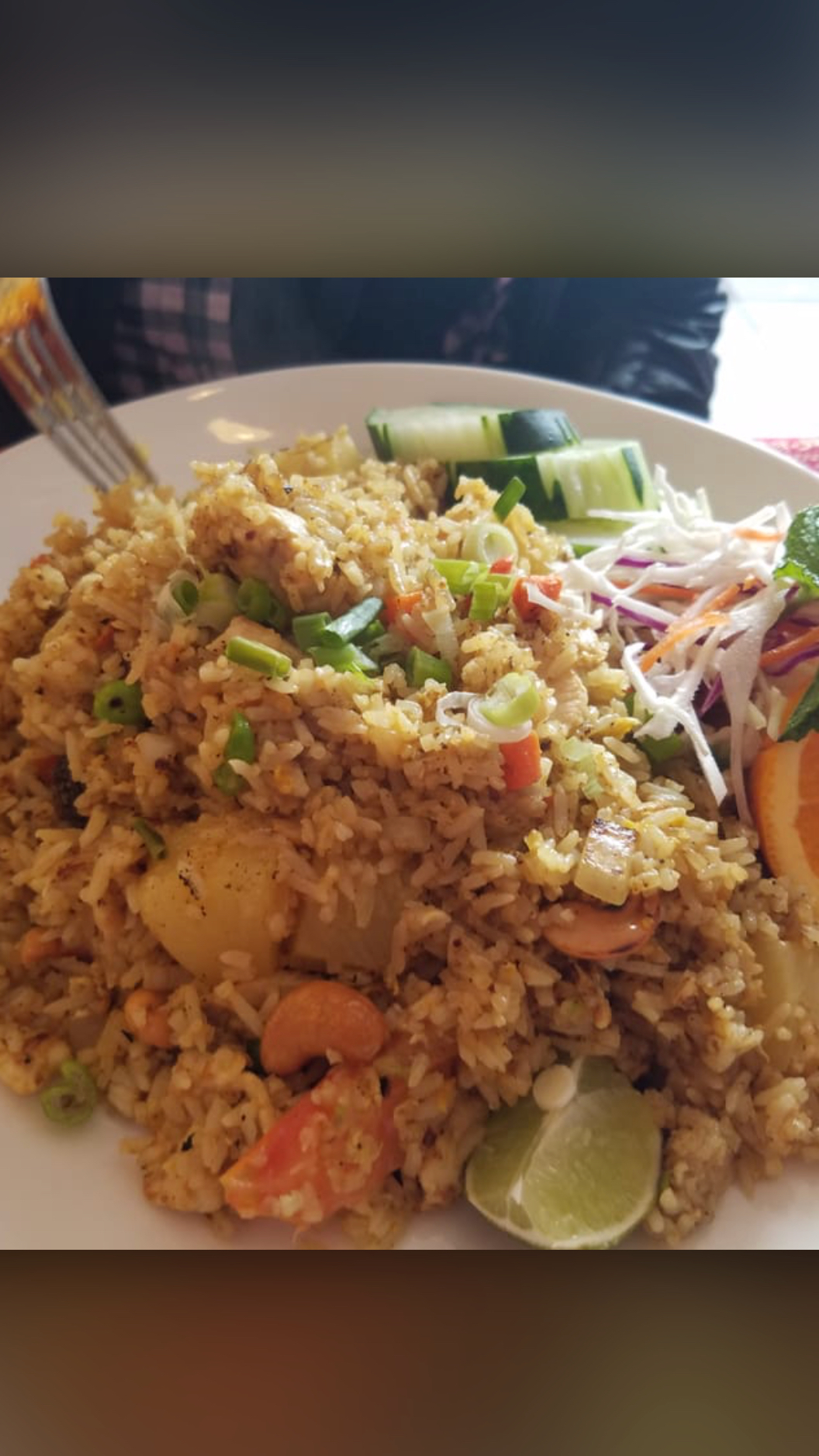 Order  Pineapple Fried Rice food online from Thai Aroy Dee store, Drexel Hill on bringmethat.com