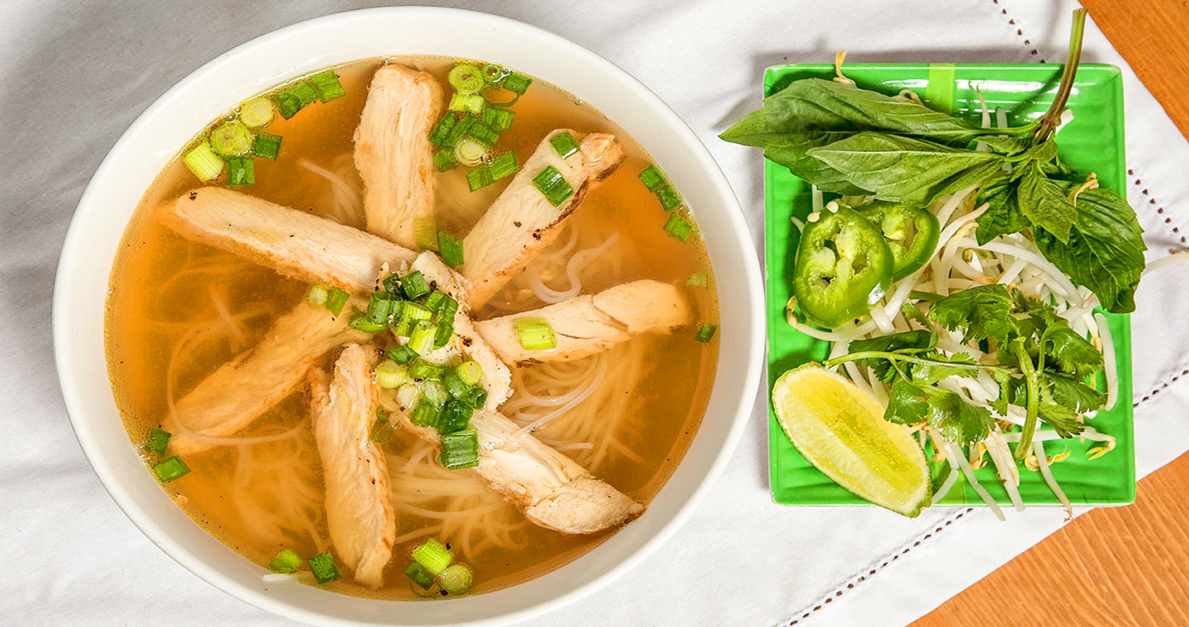 Order  Pho Chicken & Vegetable (Gluten-Free) food online from Pholicious of Southpoint Mall store, Durham on bringmethat.com