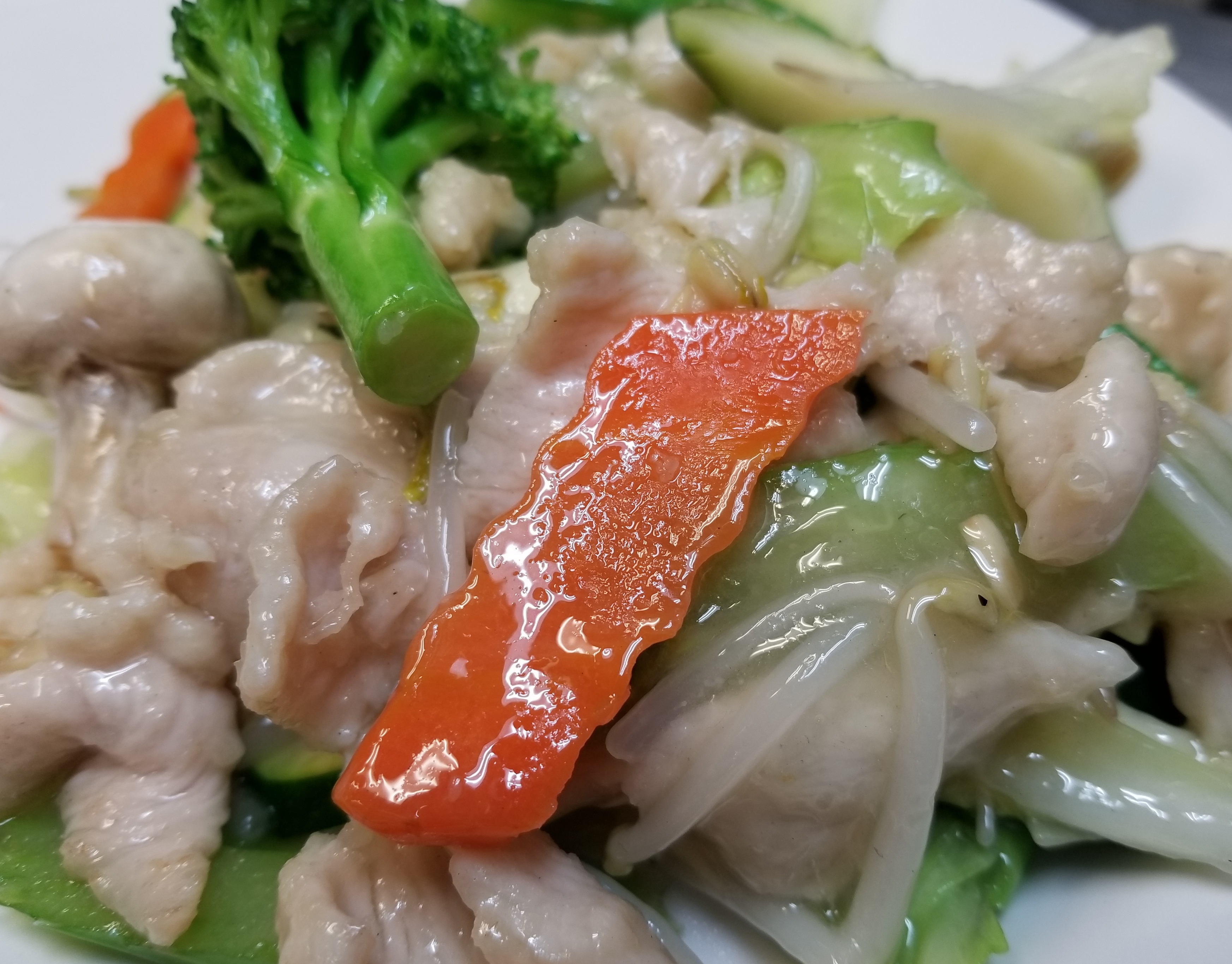 Order 1. Chicken Chop Suey food online from Jasmine Garden Chinese restaurant store, Riverside on bringmethat.com