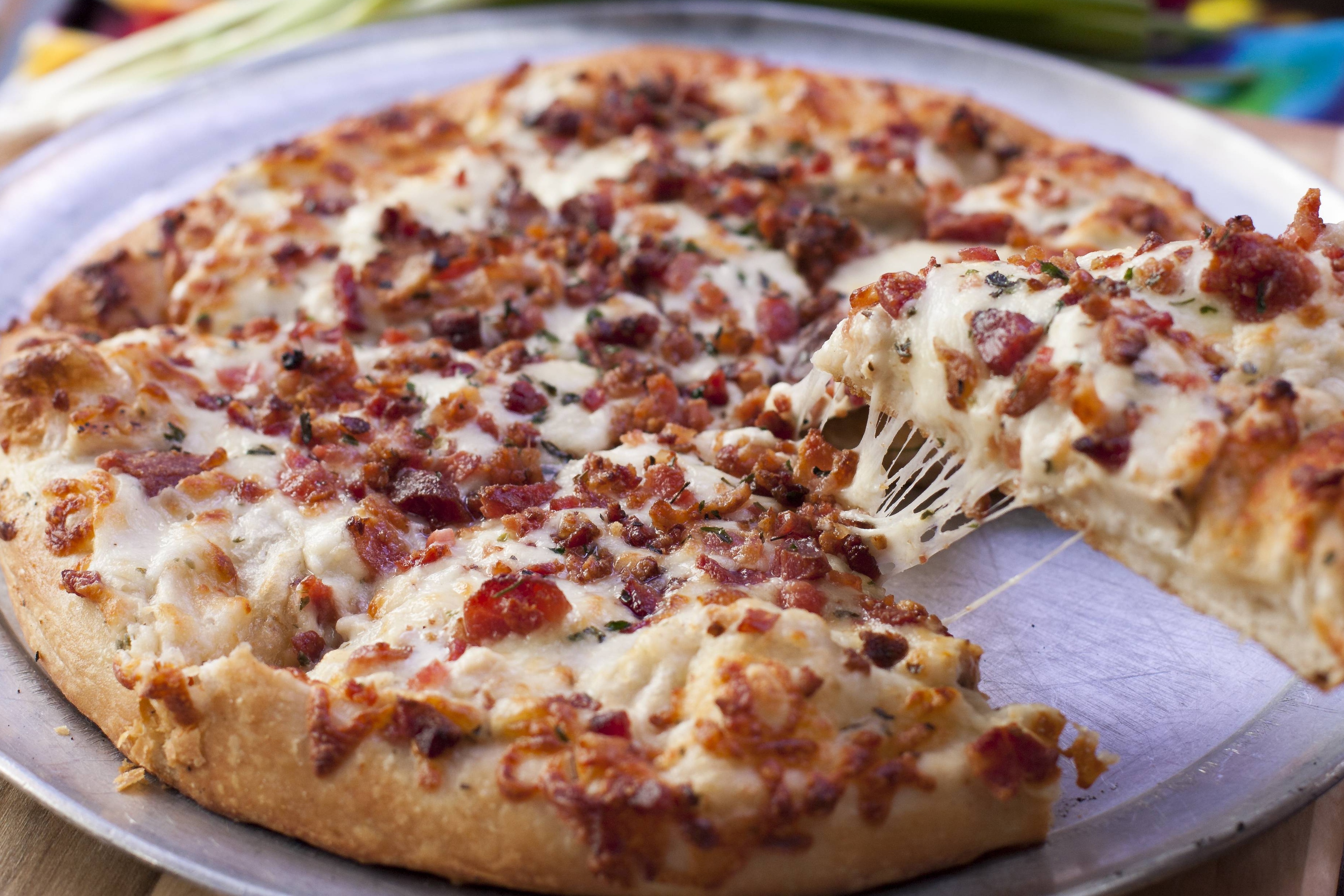 Order Wick’s Bacon Chicken Ranch Pizza food online from Wick Pizza Hikes Point store, Louisville on bringmethat.com