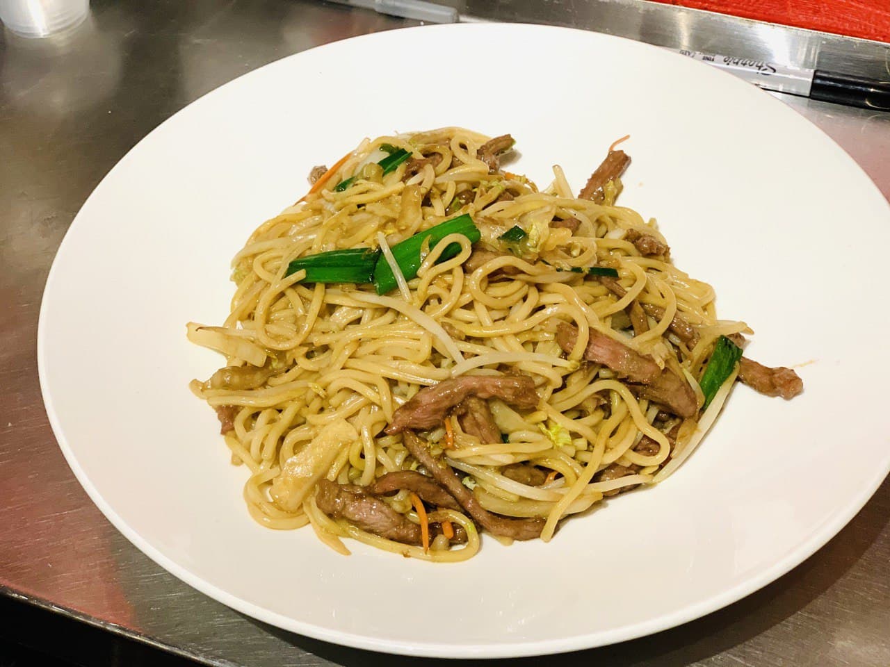 Order Stir Fried Noodle w/ Beef food online from Spicy Girl store, Houston on bringmethat.com