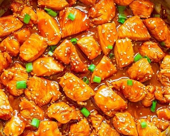 Order Spicy Chicken Entrée food online from Saya Sushi store, Livonia on bringmethat.com