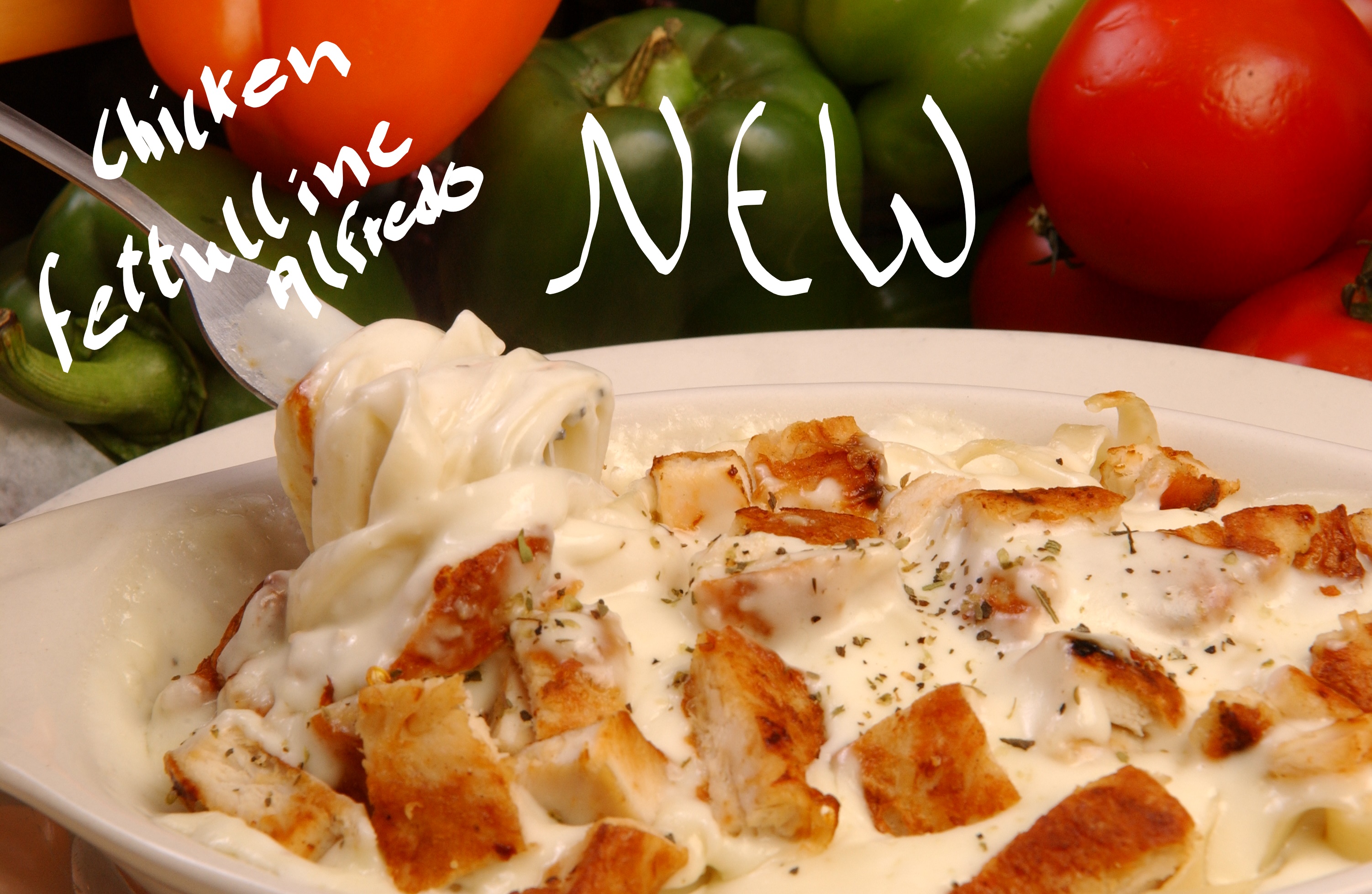 Order Fettuccine Alfredo with Chicken food online from Giovanni's Pizza Place store, Charleston on bringmethat.com