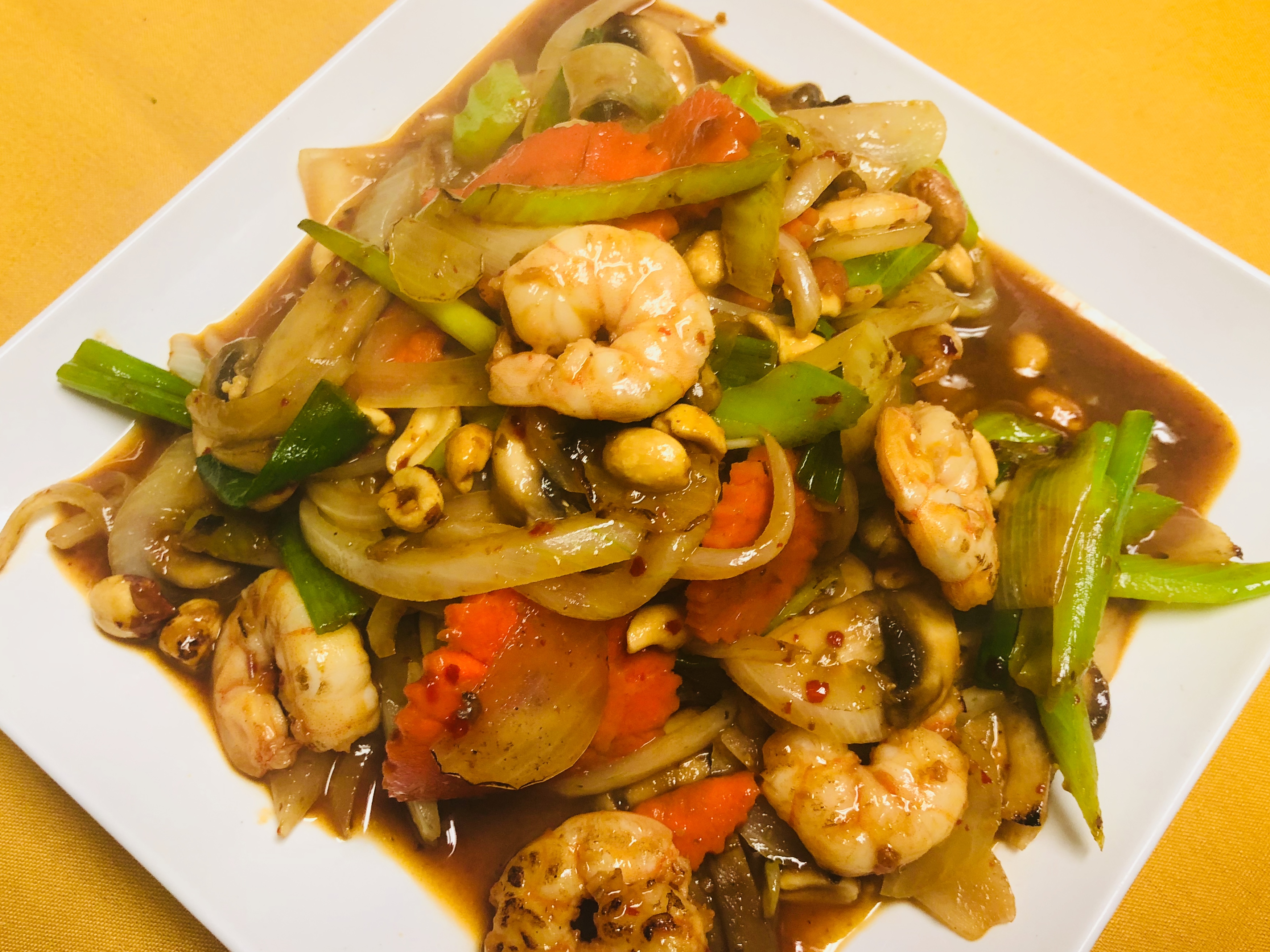 Order Kung Pao Entree food online from Angel Thai Cuisine store, Glendale on bringmethat.com