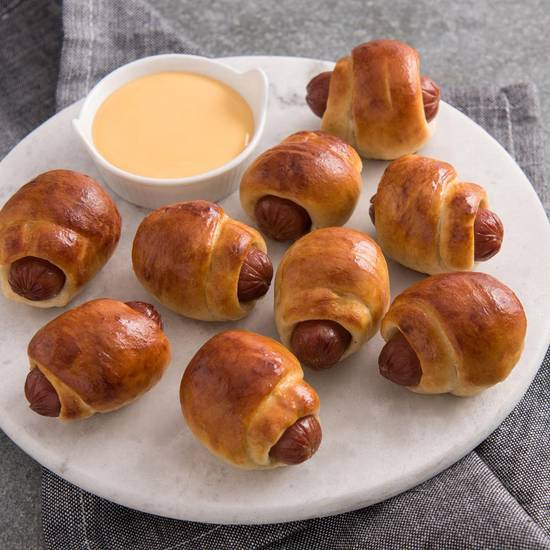 Order Mini Pretzel Dogs food online from Auntie Anne store, Bowie on bringmethat.com