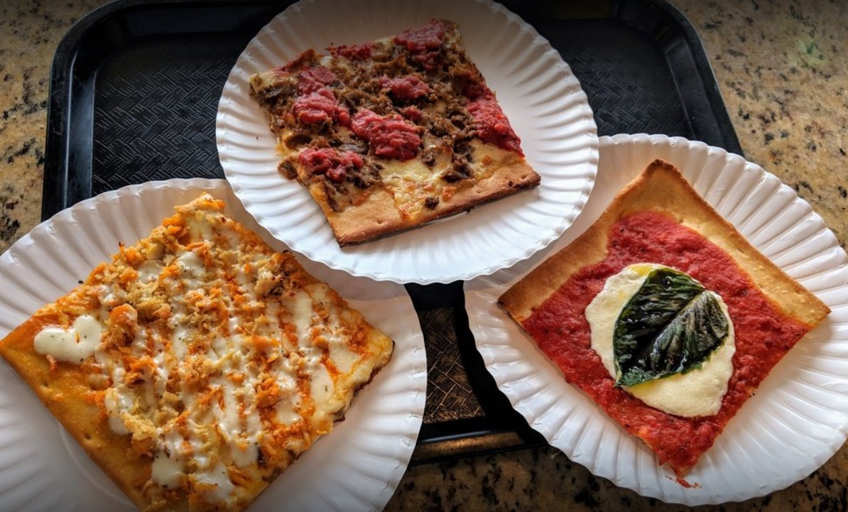 Order Four Cheese Pizza food online from Gio Pizza Rustica store, Ambler on bringmethat.com