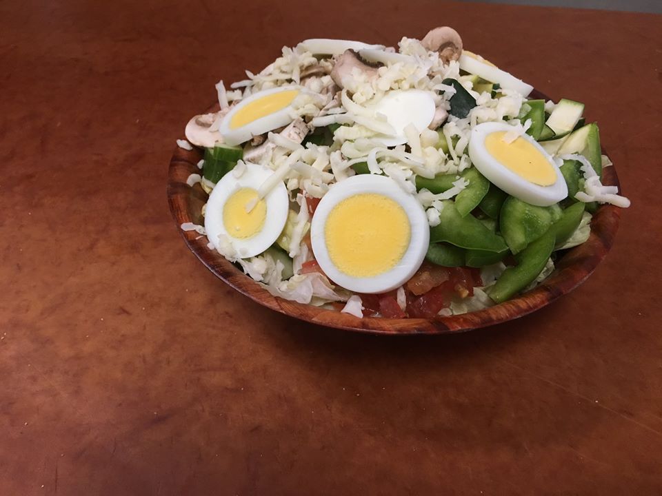 Order Chef Salad food online from Pizza World store, Los Angeles on bringmethat.com