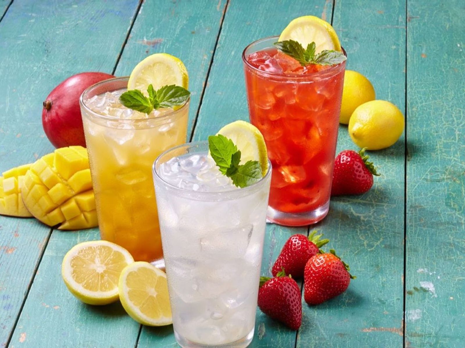 Order Strawberry Lemonade food online from Sizzler store, Nampa on bringmethat.com