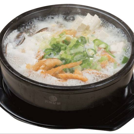 Order 5. Jeonju Hyundaiok Dried Pollack Soup food online from Jeonju Hyundaiok store, Los Angeles on bringmethat.com
