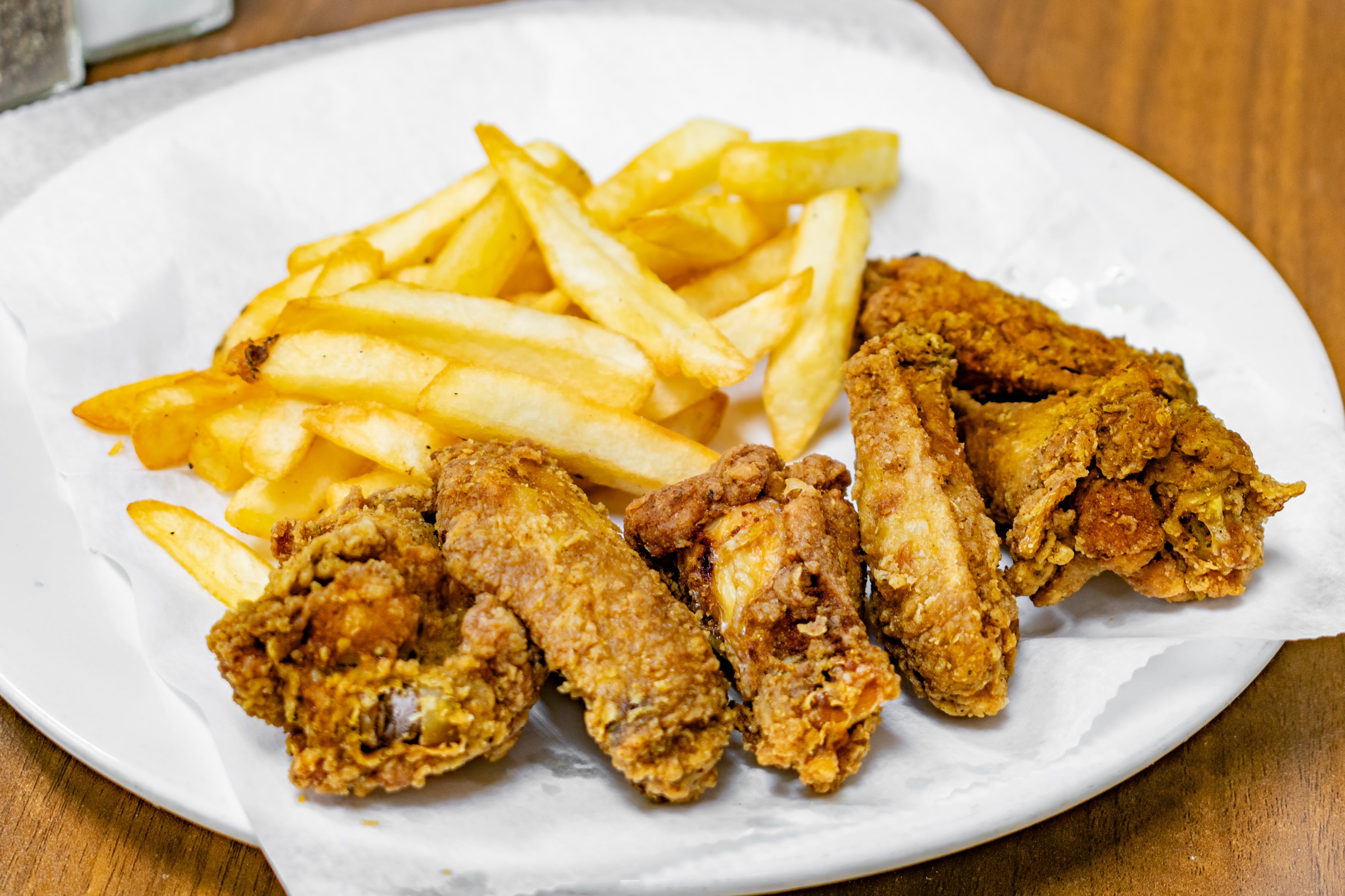 Order Kid's Wings with French Fries - 3 Pieces food online from Brooklyn's Pizza store, Irvington on bringmethat.com