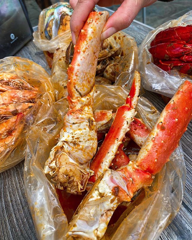 Order King Crab Legs food online from Rockin Cajun store, Carson on bringmethat.com