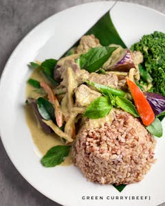 Order Green Curry food online from Cha Yen Thai Cookery store, Watertown on bringmethat.com