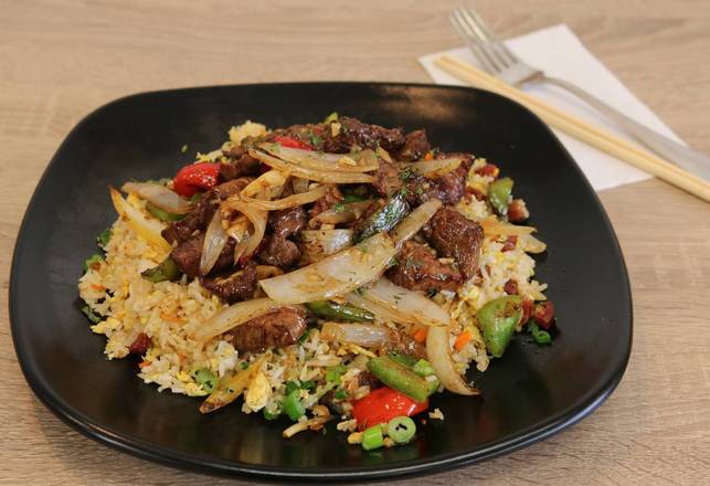 Order 52. Filet Mignon Fried Rice food online from Pho Tung & Cafe store, Lake Forest on bringmethat.com
