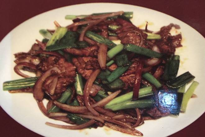 Order Mongolian Beef food online from Hunan Cafe store, Falls Church on bringmethat.com