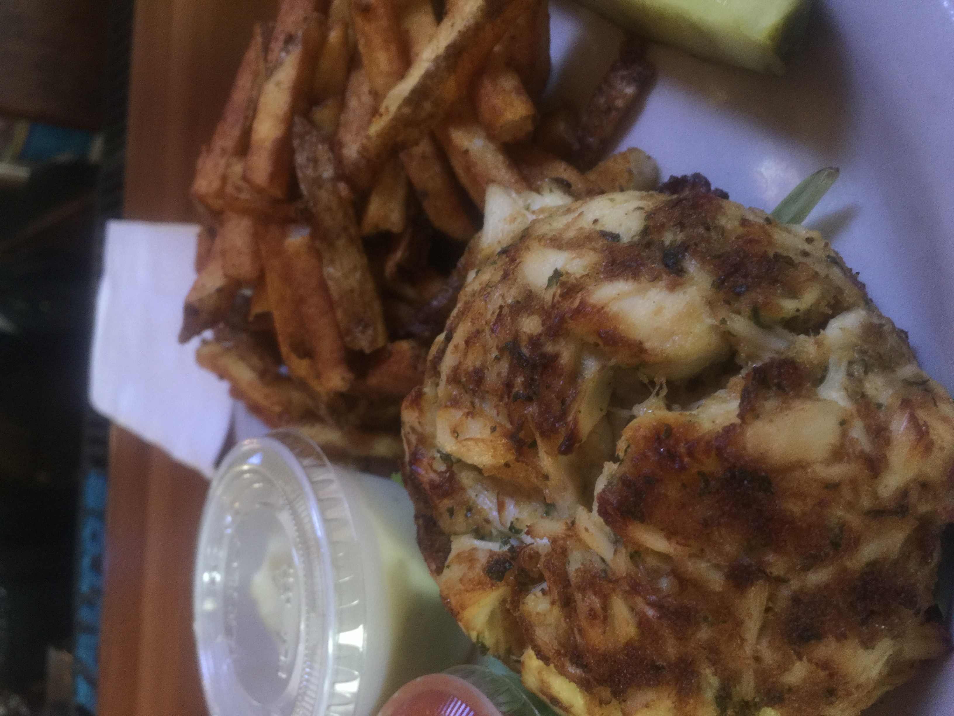 Order Colossal Crab Cake Sandwich food online from Kislings Tavern and Grill store, Baltimore on bringmethat.com