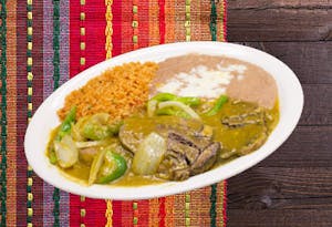 Order Carne de Res with Tomatillo food online from Mauricio Mexican Food & Pizza store, Covina on bringmethat.com