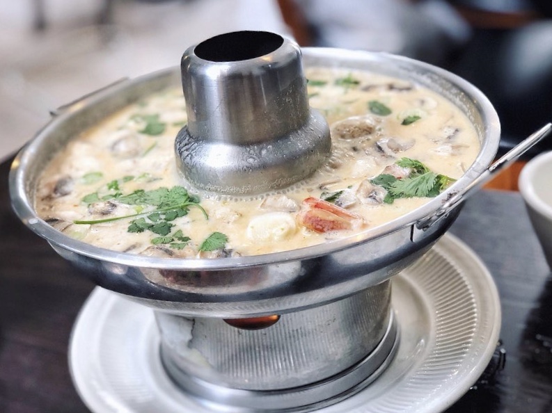 Order Tom Kha Soup food online from Rice Thai Cuisine store, Ventura on bringmethat.com
