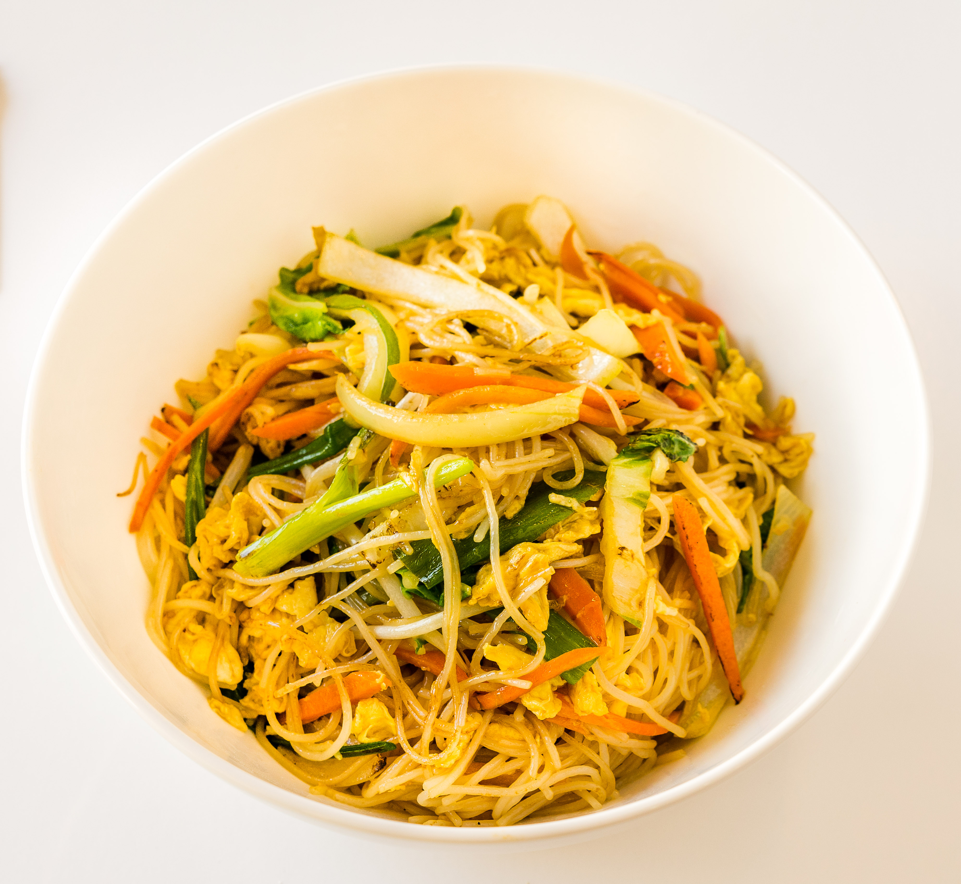 Order CF1. Vegetable Chow Mei Fun food online from New Dragon store, Atlanta on bringmethat.com