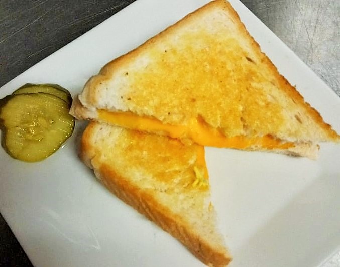 Order Grilled Cheese Sandwich food online from Ballyhoos store, Merrill on bringmethat.com