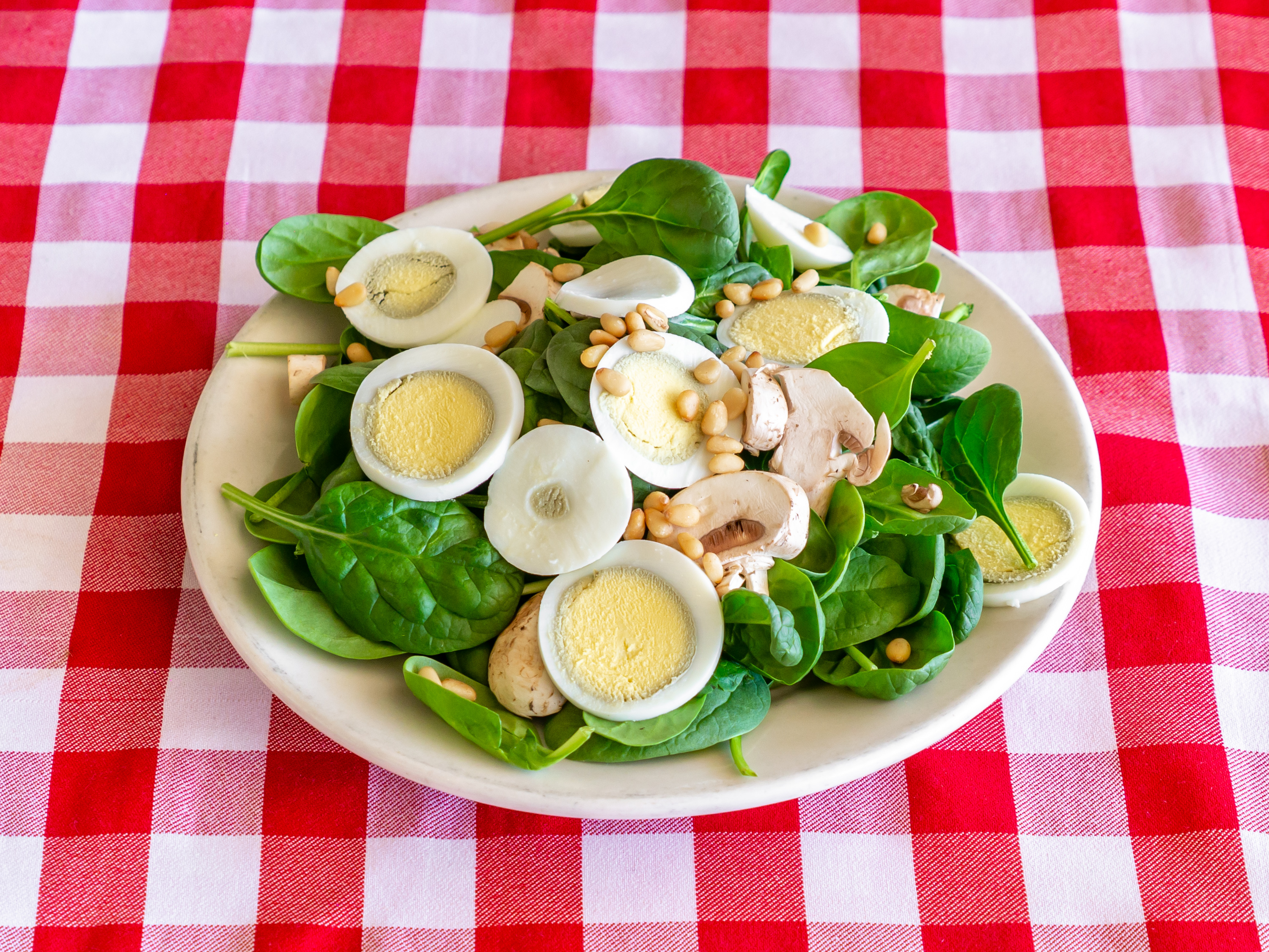 Order Fresh Spinach Salad food online from Giorgio store, San Jose on bringmethat.com