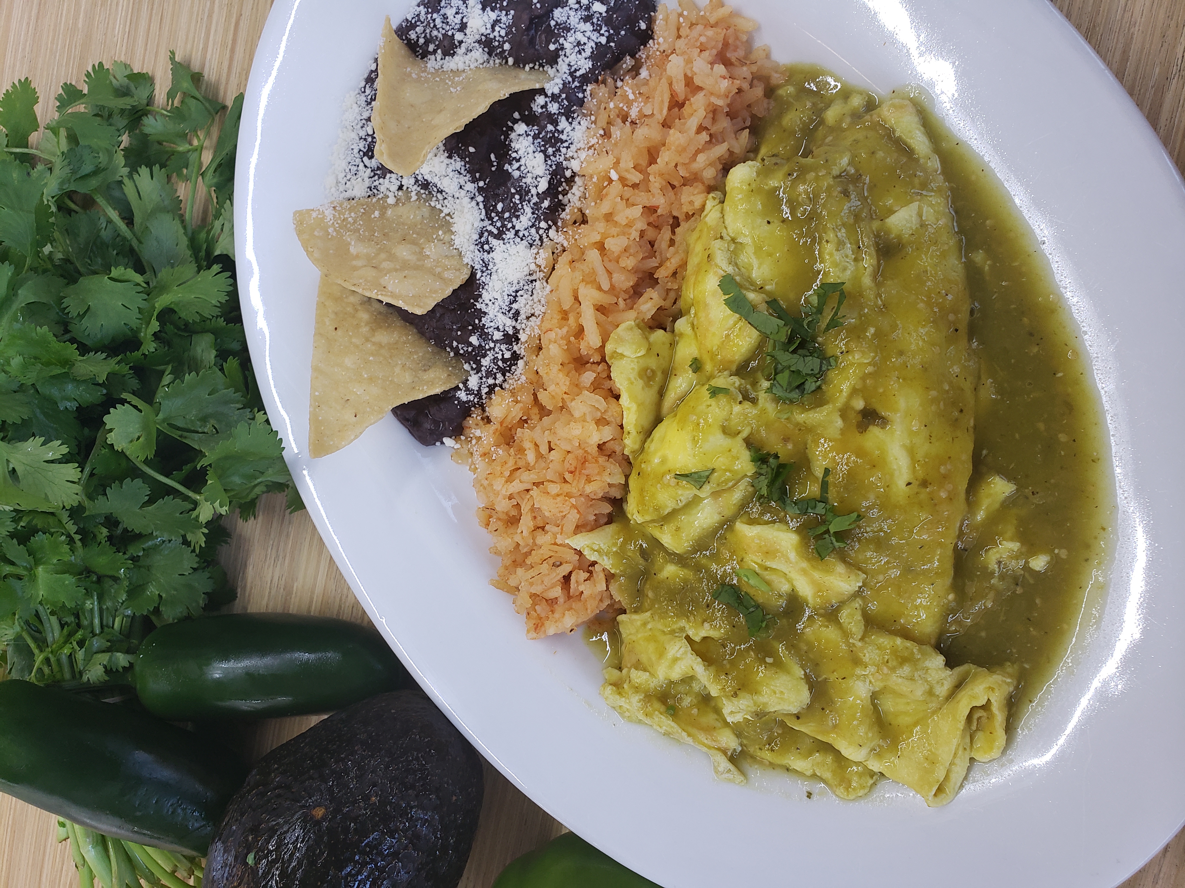Order Huevos con Salsa Verde food online from Don Chile Mexican Grill-Southern Blvd store, Bronx on bringmethat.com