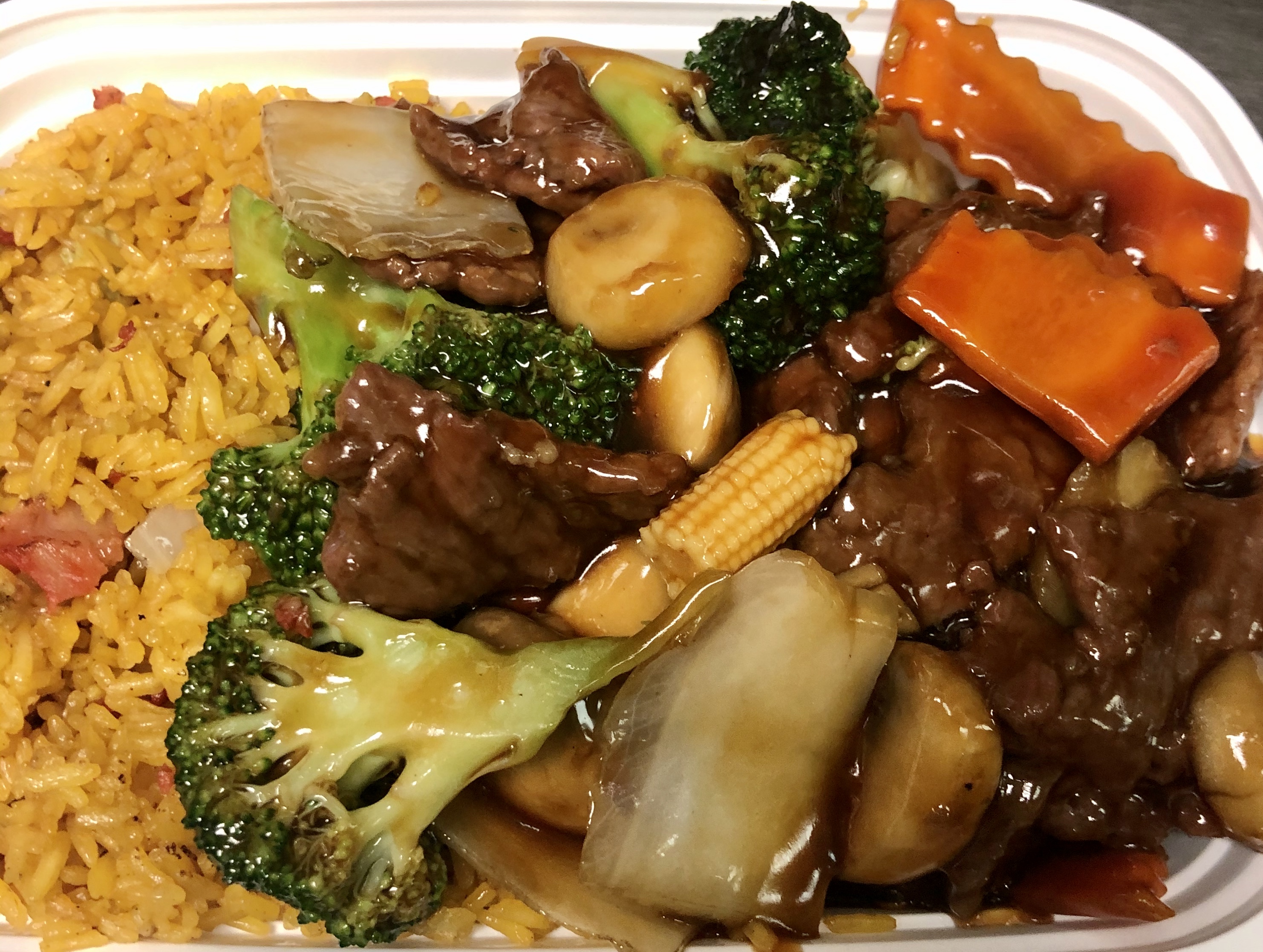 Order C6. Beef with Mixed Vegetable Combo food online from China Star store, Dunbar on bringmethat.com