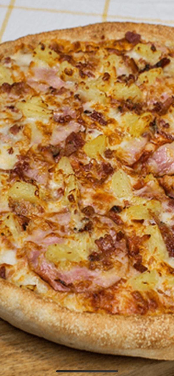 Order Aloha Hawaiian Pizza food online from Fat Tomato Pizza store, Rancho Palos Verdes on bringmethat.com