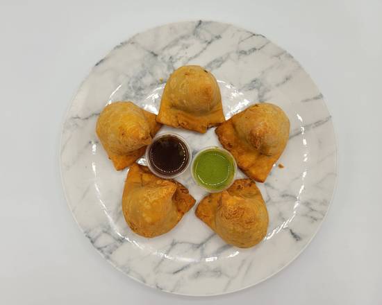 Order Samosa (25 Pieces) food online from Curry Point 2 Go store, Bellevue on bringmethat.com