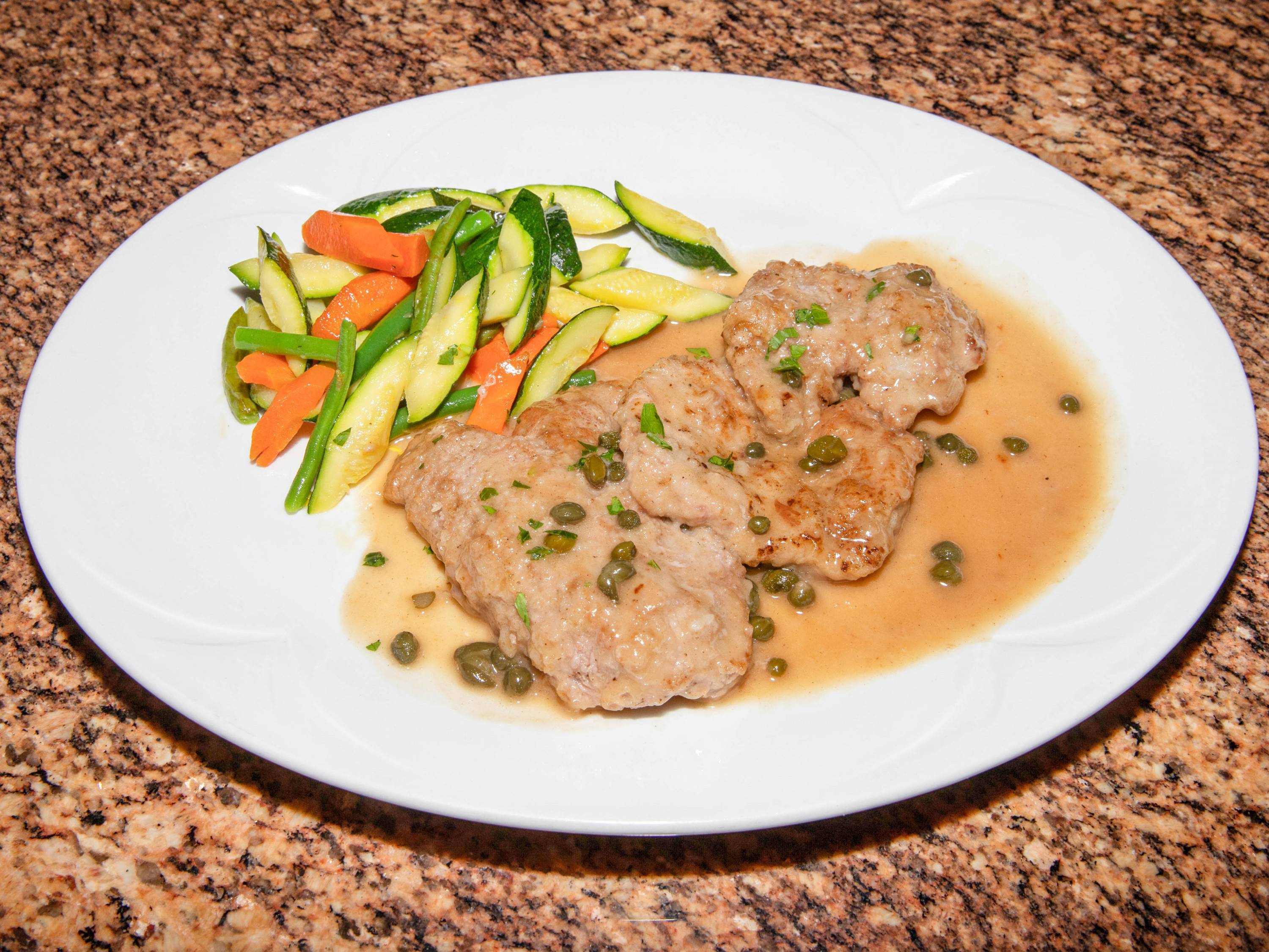 Order Veal Piccata food online from Trattoria Del Sole store, Sherman Oaks on bringmethat.com