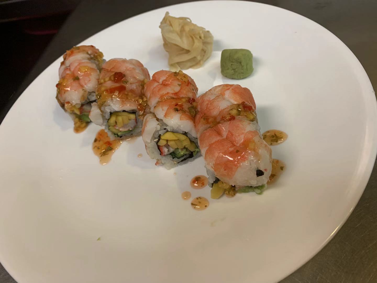 Order 140i. Sakura Roll food online from Yummy sushi store, New York on bringmethat.com