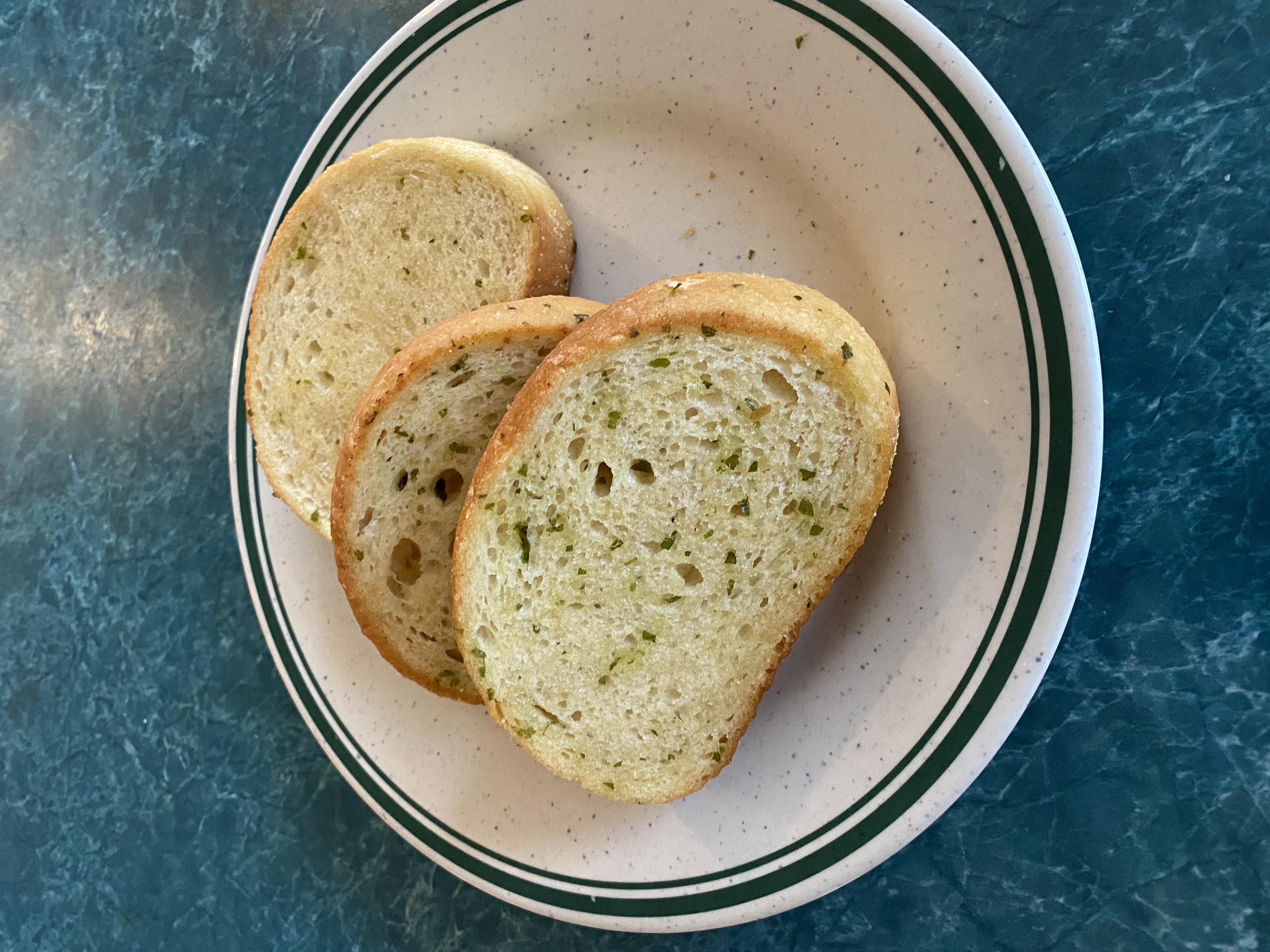 Order Garlic Bread 蒜香面包(3pc) food online from Great Buffet store, Chicago on bringmethat.com