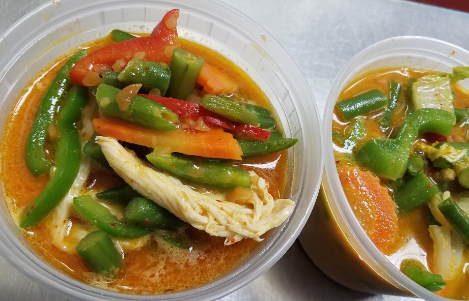 Order C4. Panang Curry food online from Kin Thai store, High Point on bringmethat.com