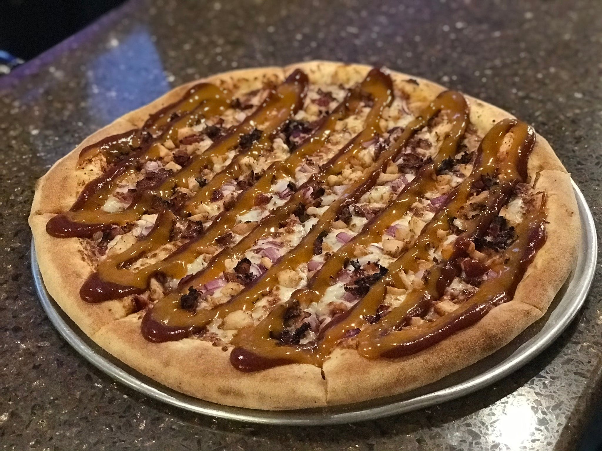 Order BBQ Chicken Pizza - Personal 8" (4 Slices) food online from Vin Trofeo Pizzeria & Pub store, Mt Pleasant on bringmethat.com