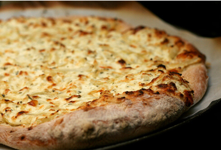 Order CLASSIC WHITE PIZZA food online from Tortas & Pizza El Sabor De Mi Tierra store, Philadelphia on bringmethat.com