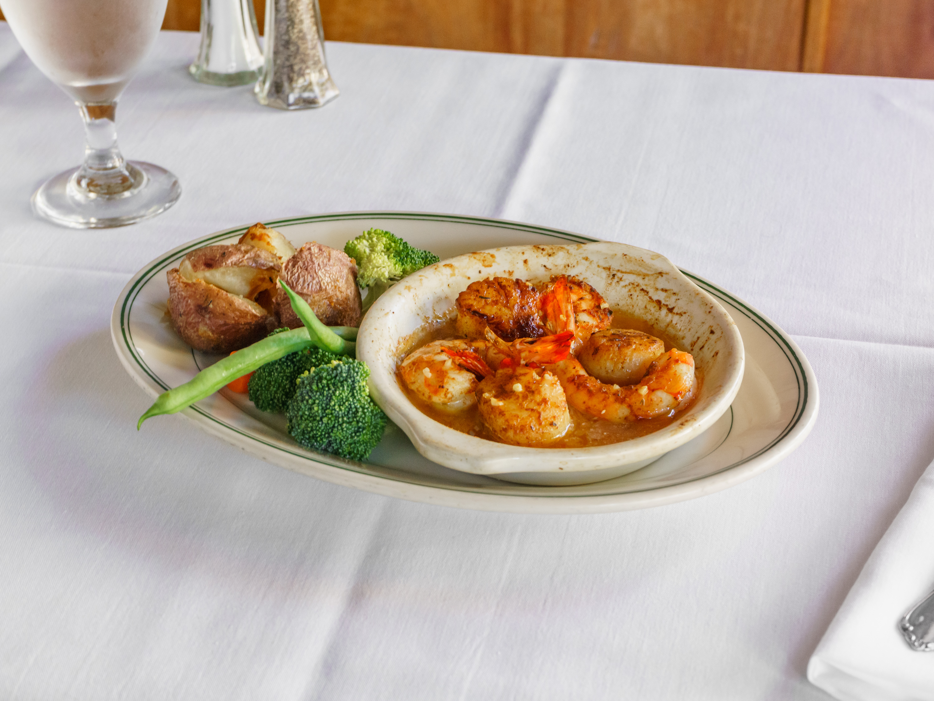 Order Cajun Combination food online from Hyde Street Seafood House store, San Francisco on bringmethat.com
