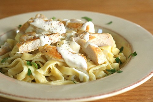 Order 82. Grilled Chicken Alfredo Dinner food online from Sal Pizza store, Newport News on bringmethat.com
