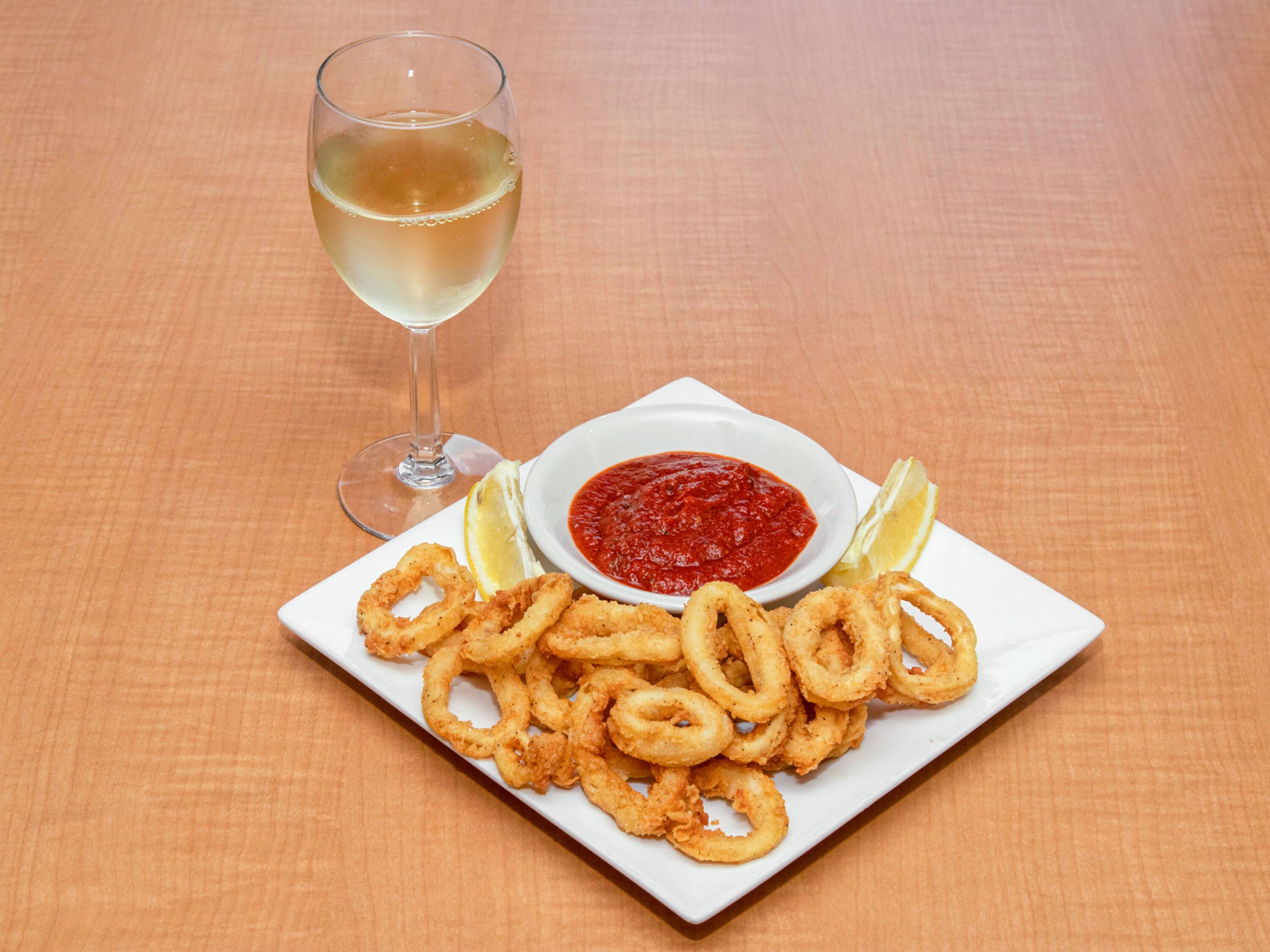 Order Calamari Fritti food online from Jimmy Grill & Pizzeria store, Prince George on bringmethat.com