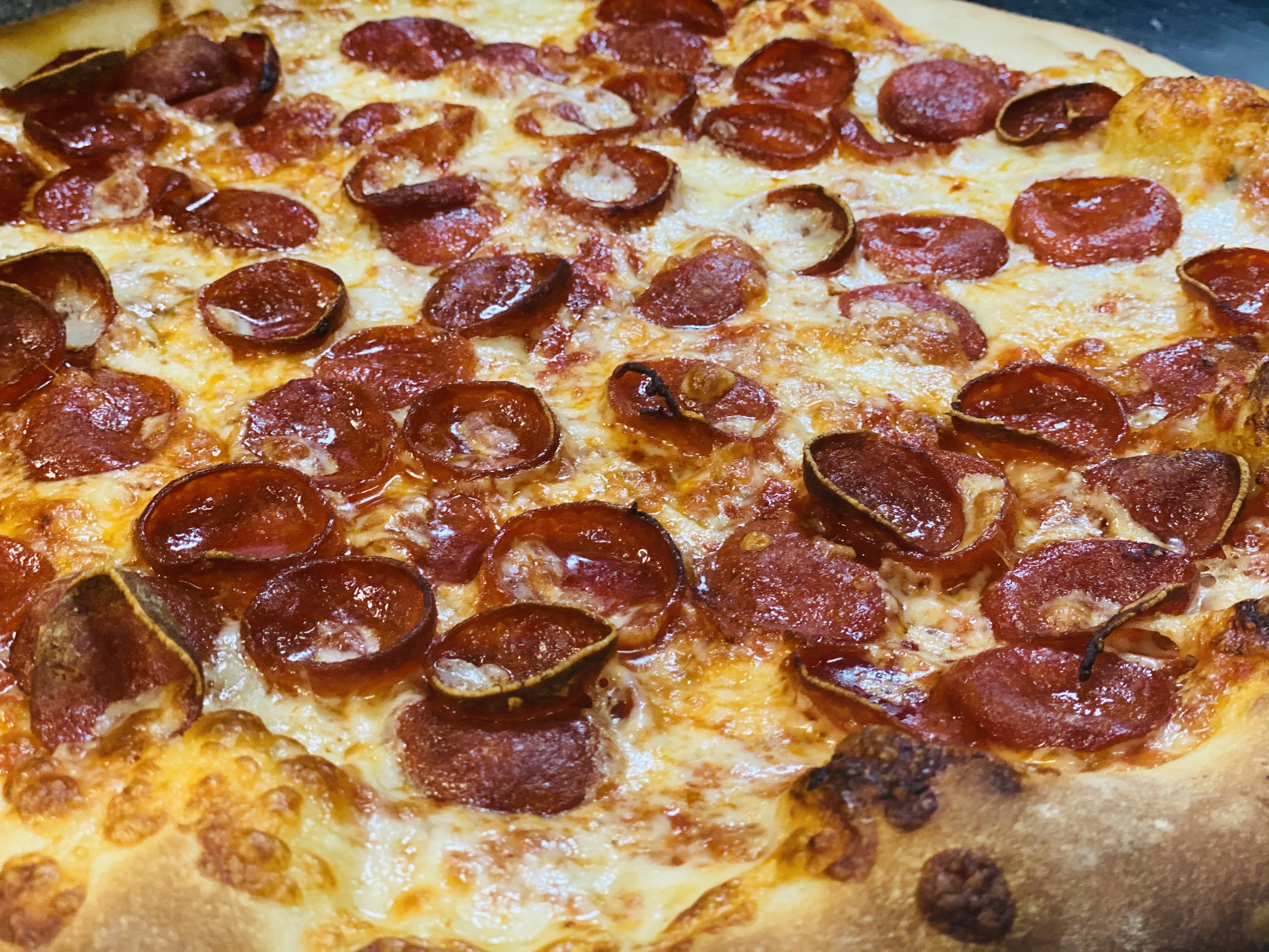 Order Pepperoni Pizza food online from Rosario's store, Philadelphia on bringmethat.com