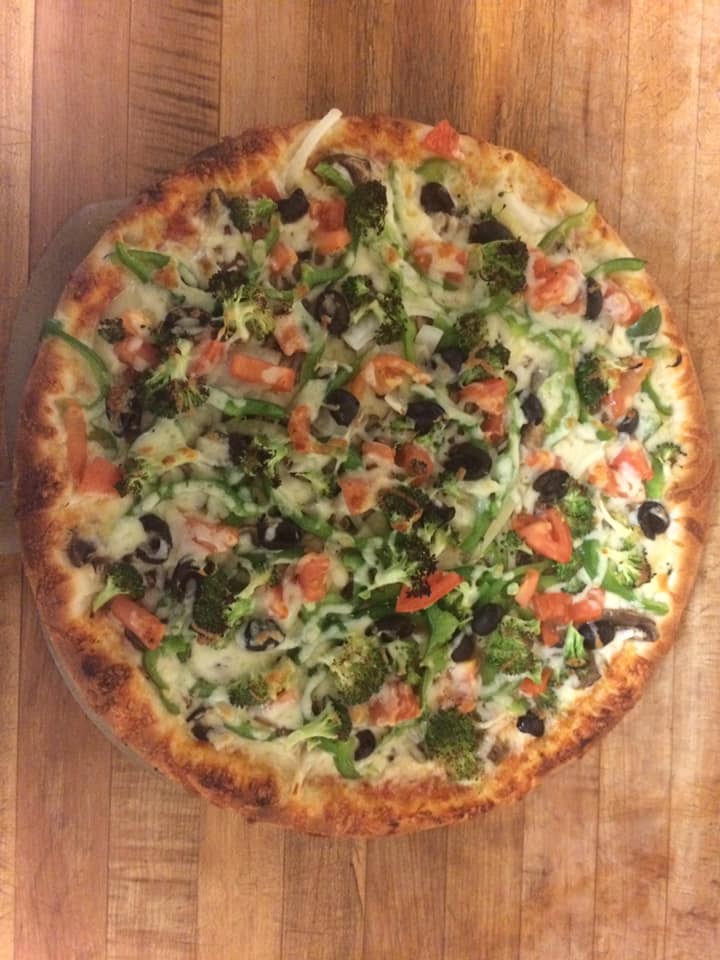Order Vegetable Pizza food online from Bill's Pizza store, Milford on bringmethat.com