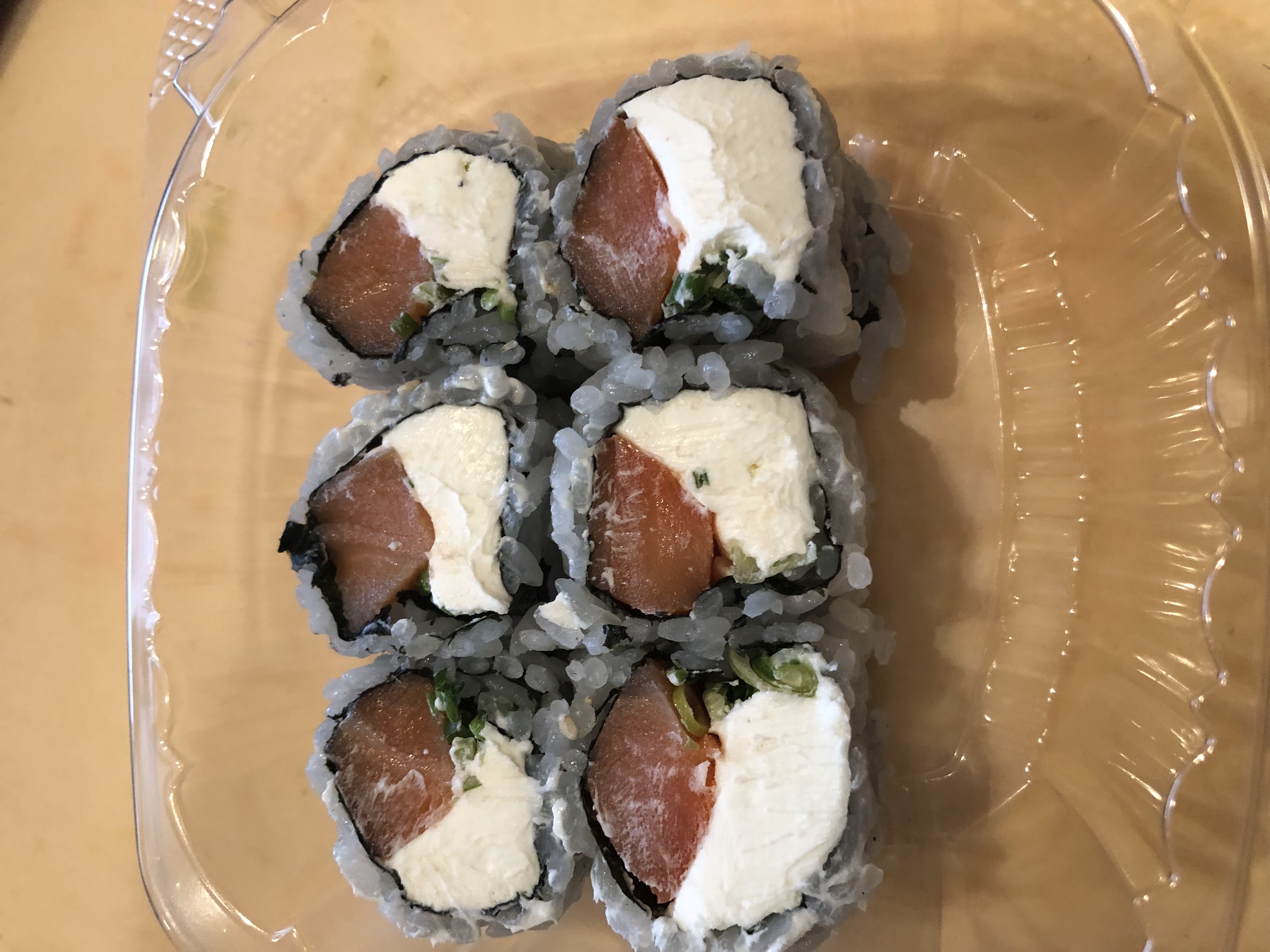 Order 153. Philadelphia Roll food online from Yummy sushi store, New York on bringmethat.com