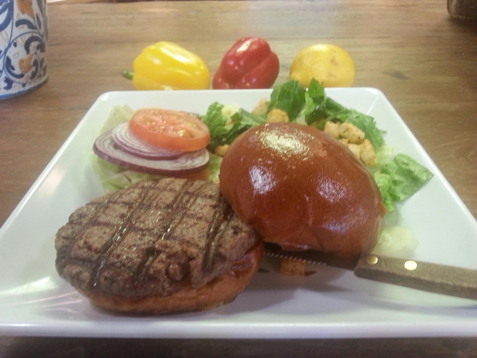 Order Classic Burger food online from Jinky's Cafe store, Agoura Hills on bringmethat.com