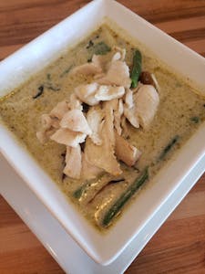 Order Green Curry food online from Cozy Thai Kc store, Kansas City on bringmethat.com