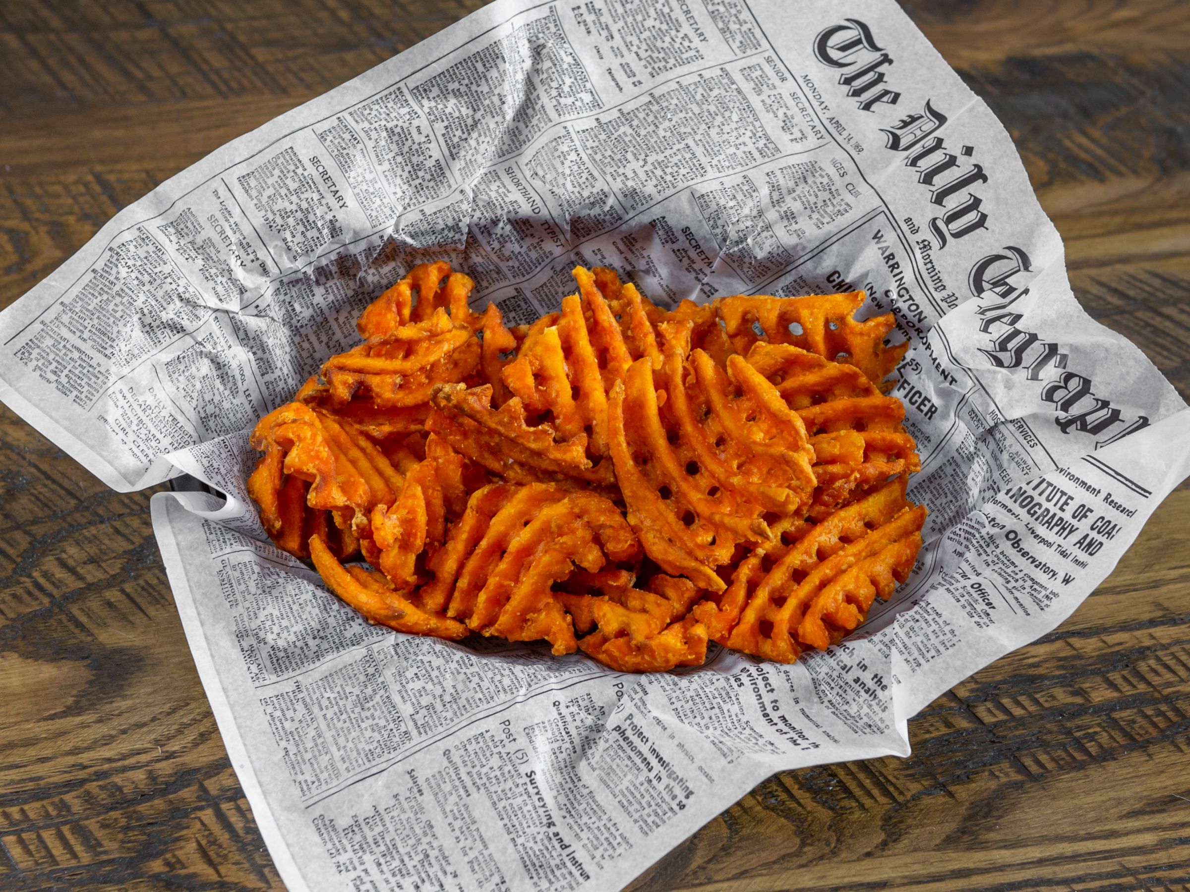 Order Sweet Potato Fries food online from Beacon Tavern & Grill store, Racine on bringmethat.com