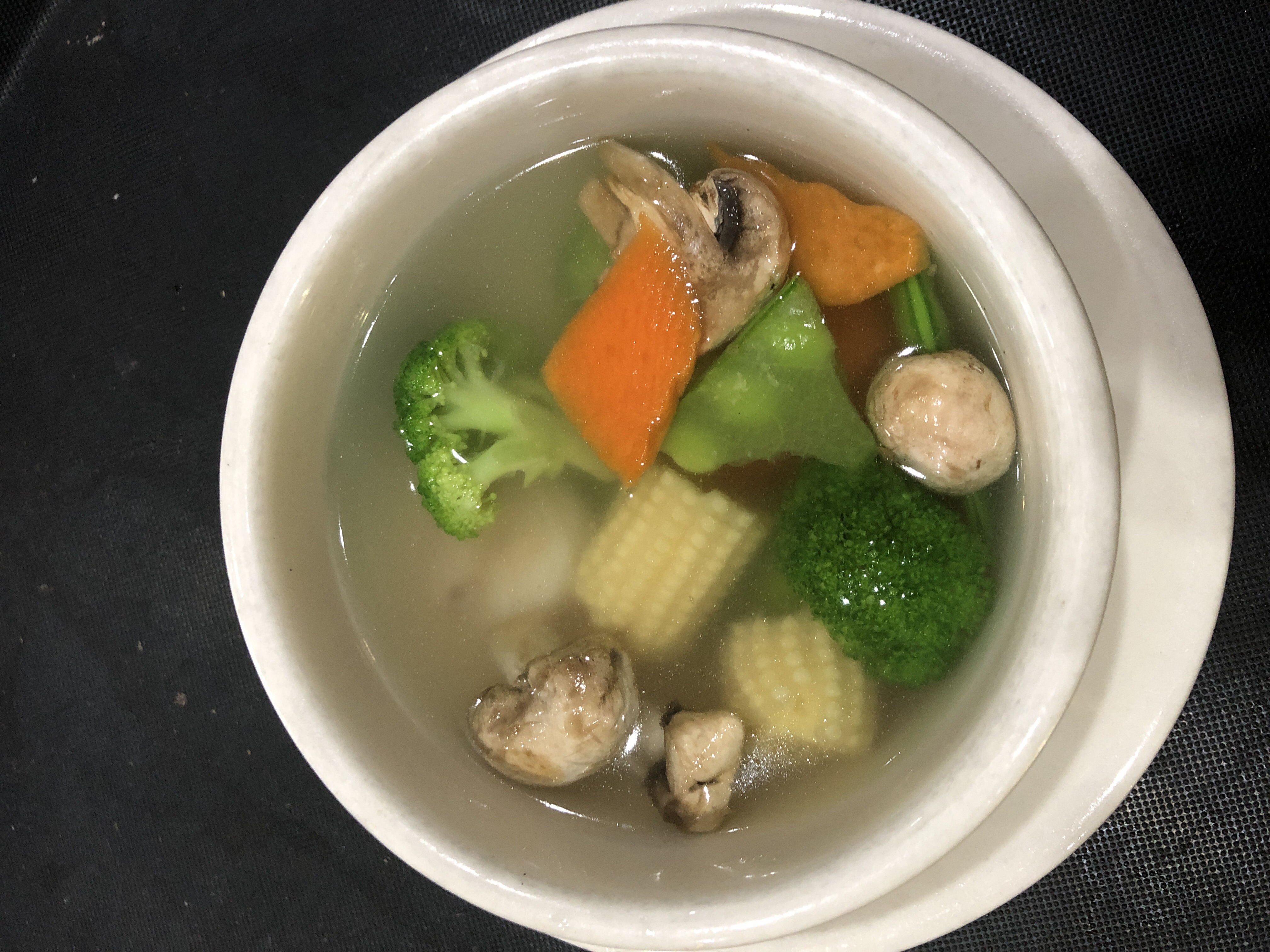 Order Vegetable Soup food online from Taipei Express store, Houston on bringmethat.com
