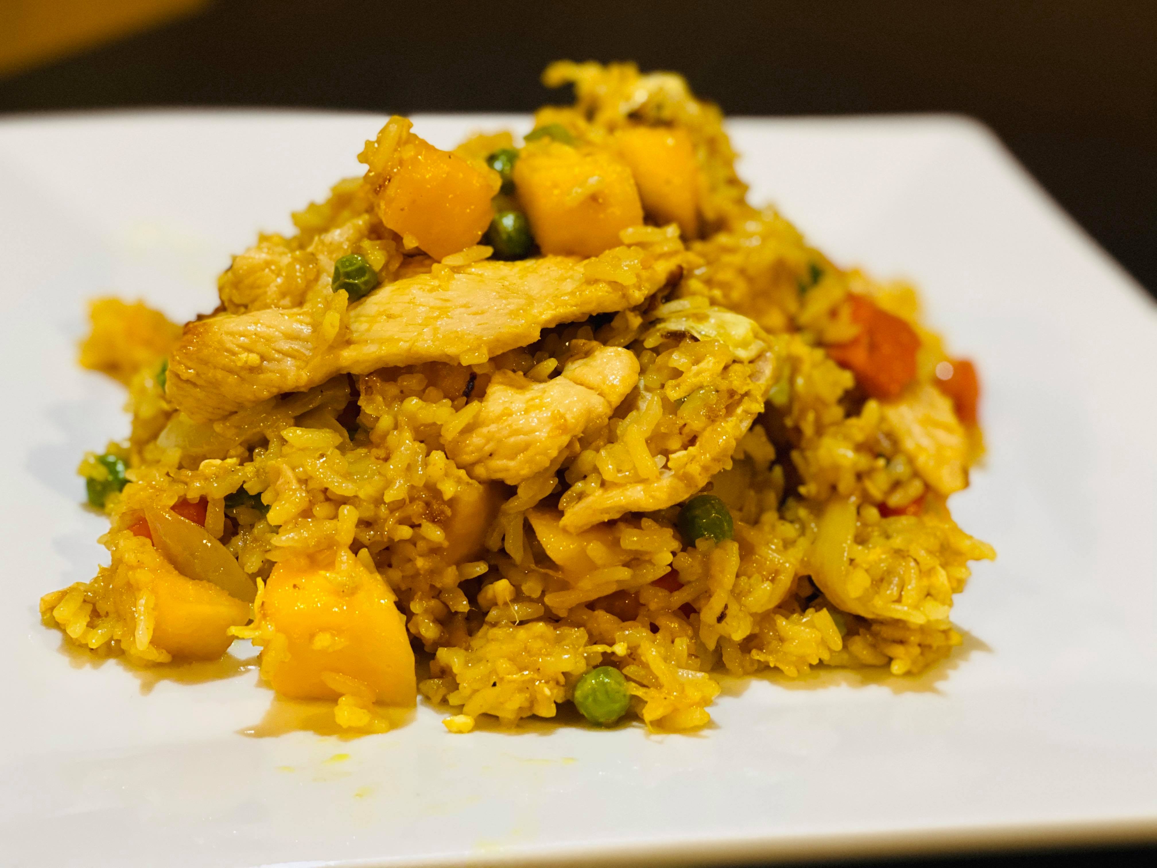 Order Mango fried rice food online from Brown Rice Thai Cuisine store, West Boylston on bringmethat.com