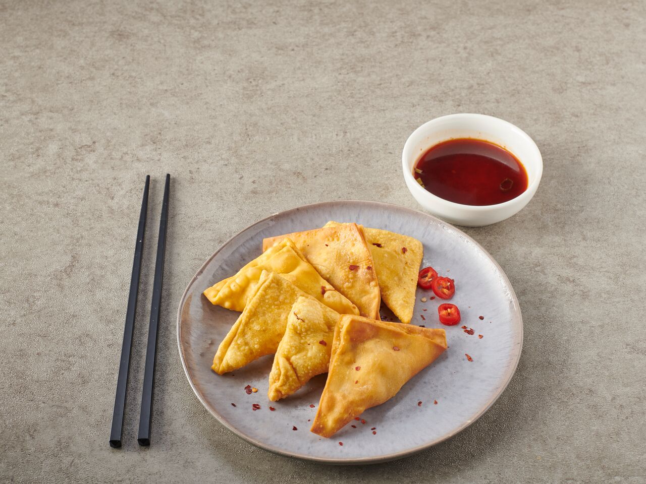 Order 4. Cheese Wonton food online from Shen Zhou Chinese Restaurant store, Brooklyn on bringmethat.com