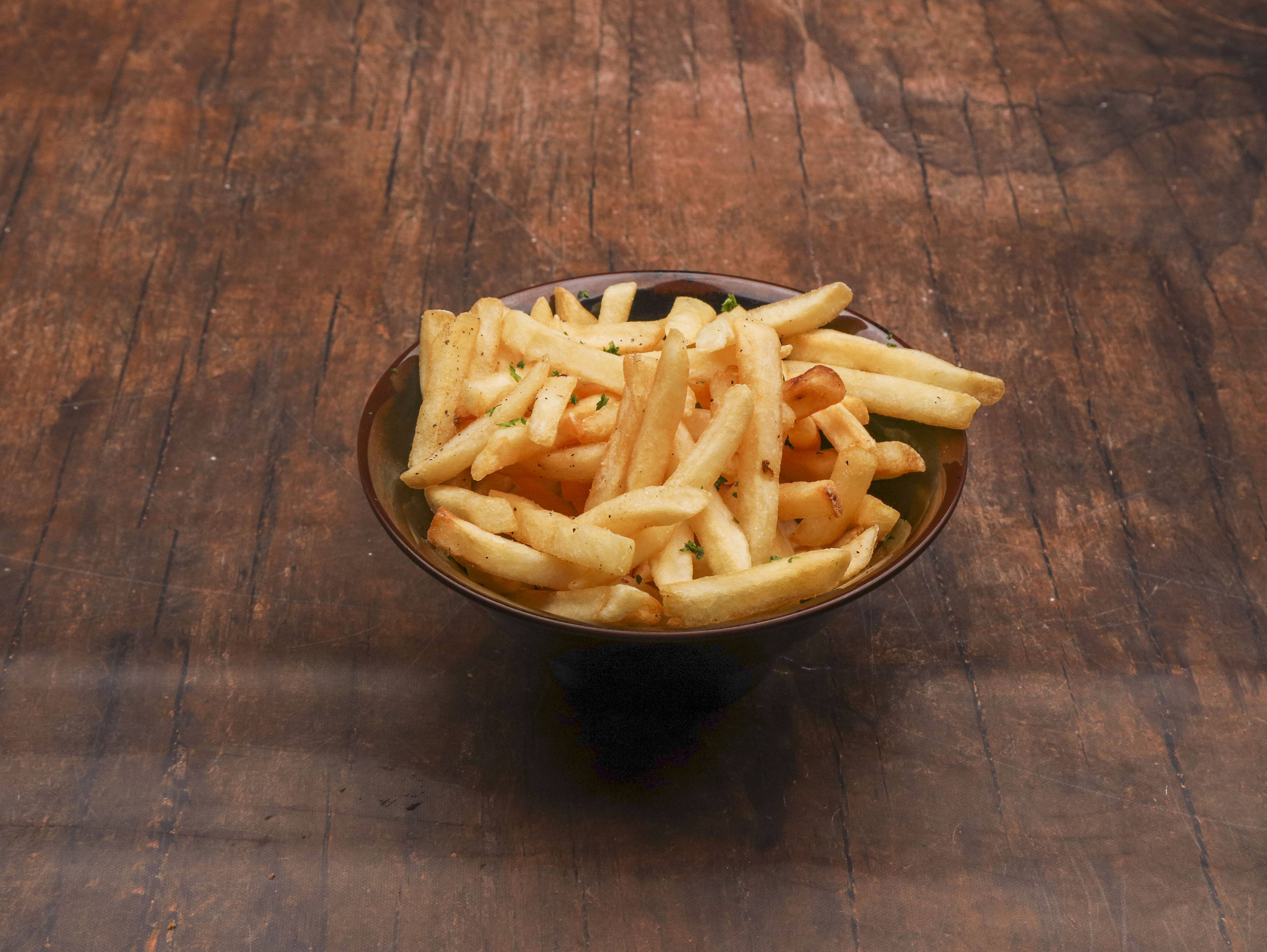 Order French Fries food online from Luigis Pizza Fresca store, Marlton on bringmethat.com